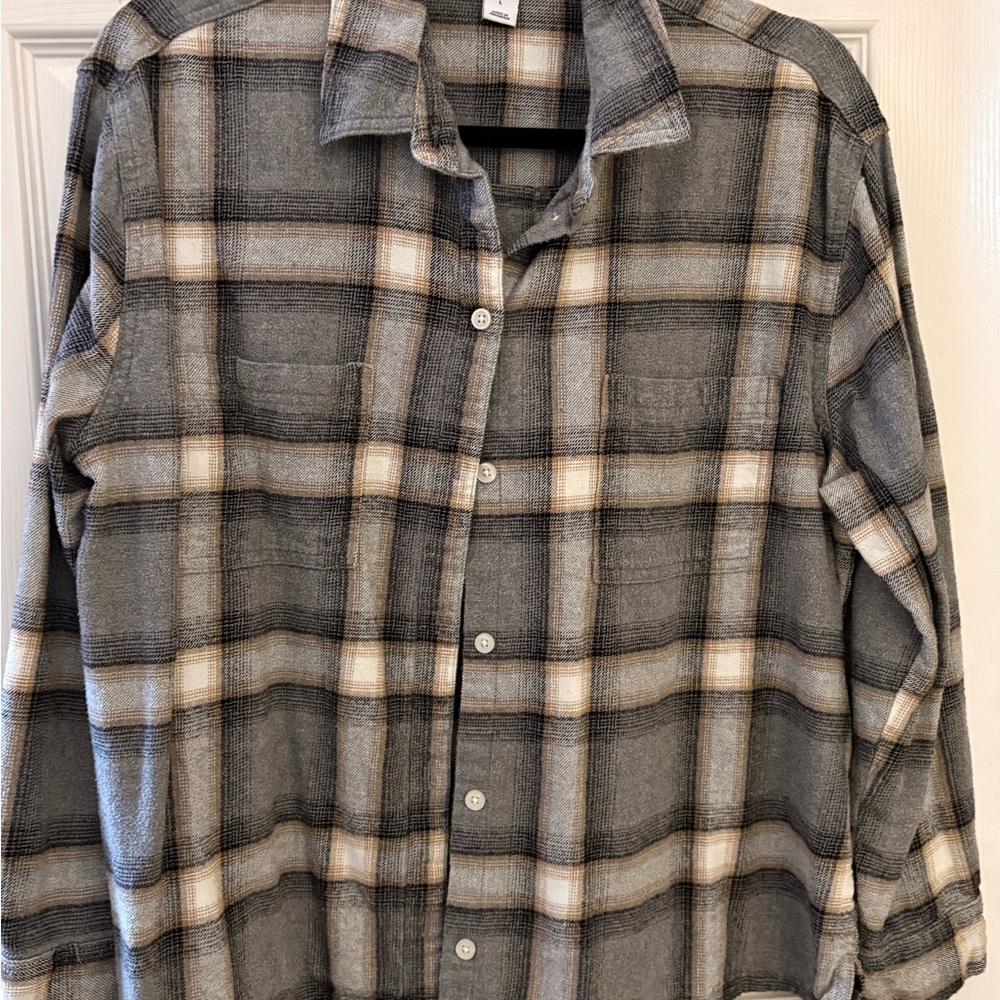 2 For $18 Sale ~Old Navy Gray, Brown, Black & White Button Down Cropped Flannel